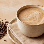 Hojicha, el té verde japonés tostado de moda en 2026
